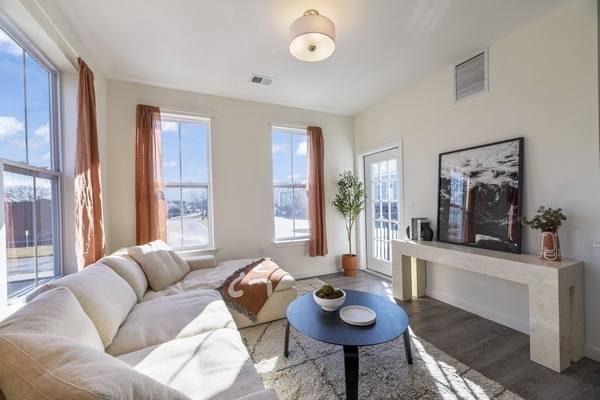 Apartment for rent at Summerhill Gardens, 377 Summerhill Rd, East Brunswick, NJ 08816