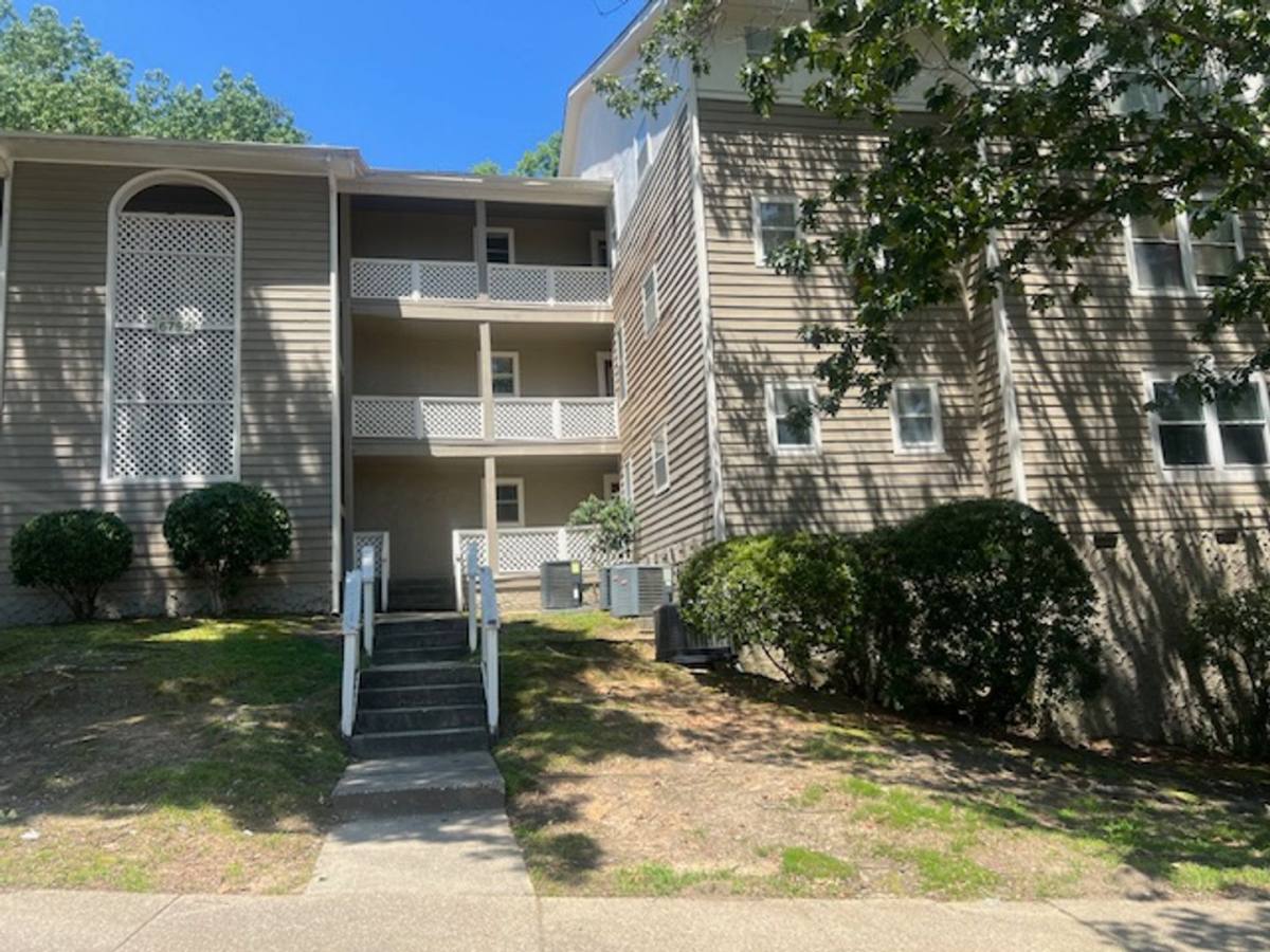 House for rent at 6792-17 Willowbrook Dr, Fayetteville, NC 28314