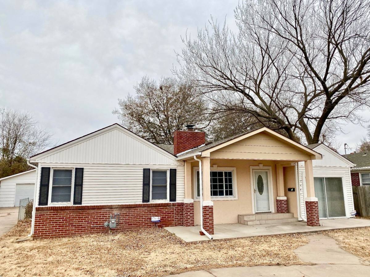 House for rent at 1941 S Hillside Steet, Wichita, KS 67211