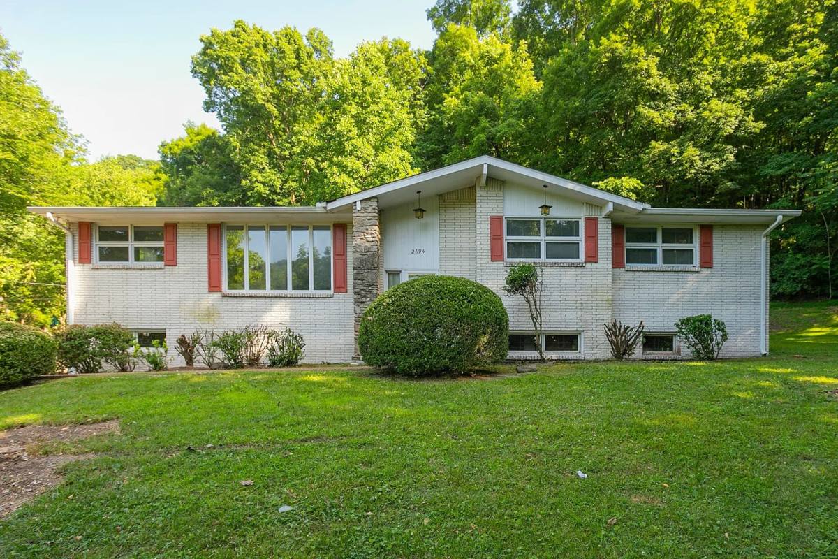 House for rent at 2694 Hillsboro Rd, Brentwood, TN 37027