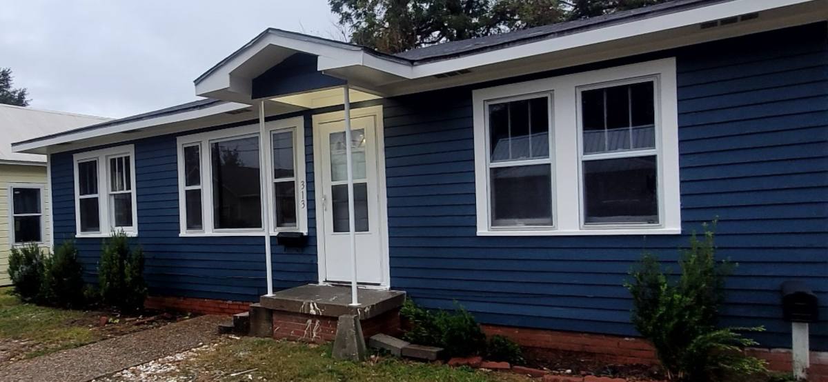 Apartment for rent at 313 Hobson St, Lafayette, LA 70501