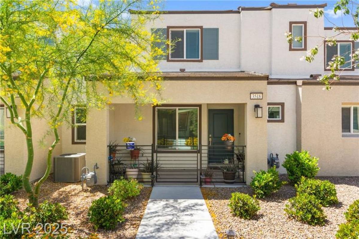 Townhouse for rent at 3518 Herodain Ave, Las Vegas, NV 89106