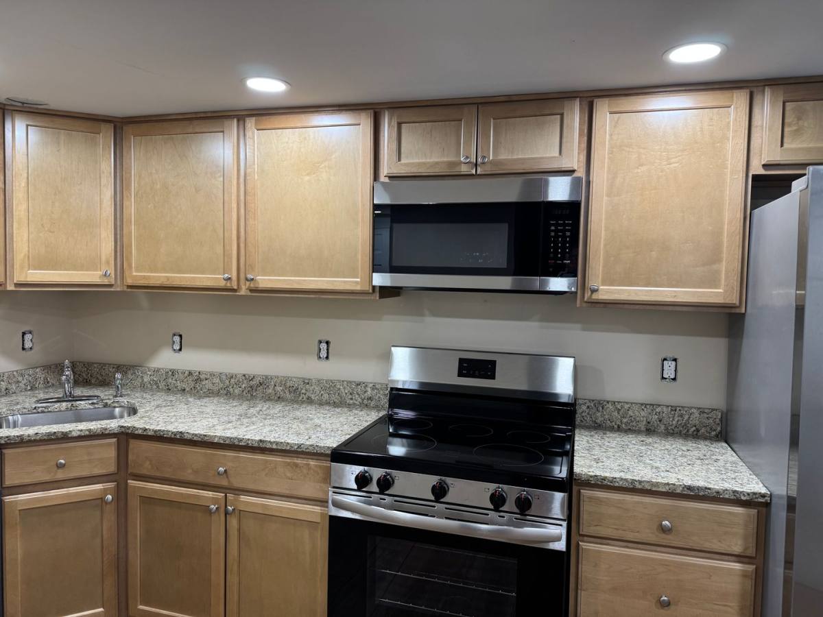 Apartment for rent at 330 Linden Ave, Hellertown, PA 18055
