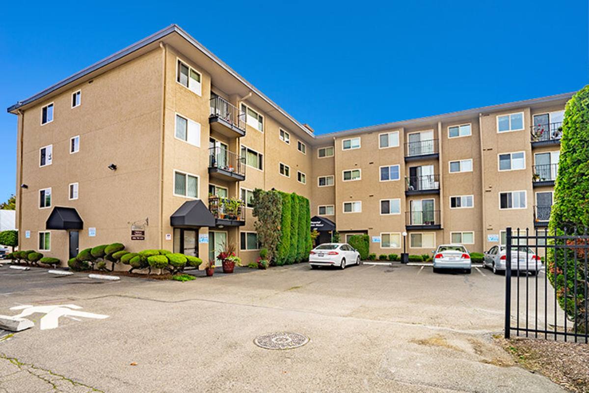 Apartment for rent at 1207 NW 92nd St, Seattle, WA 98117