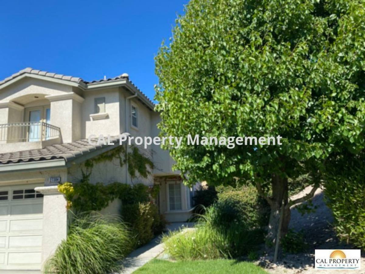 House for rent at 27304 Bavella Way, Salinas, CA 93908