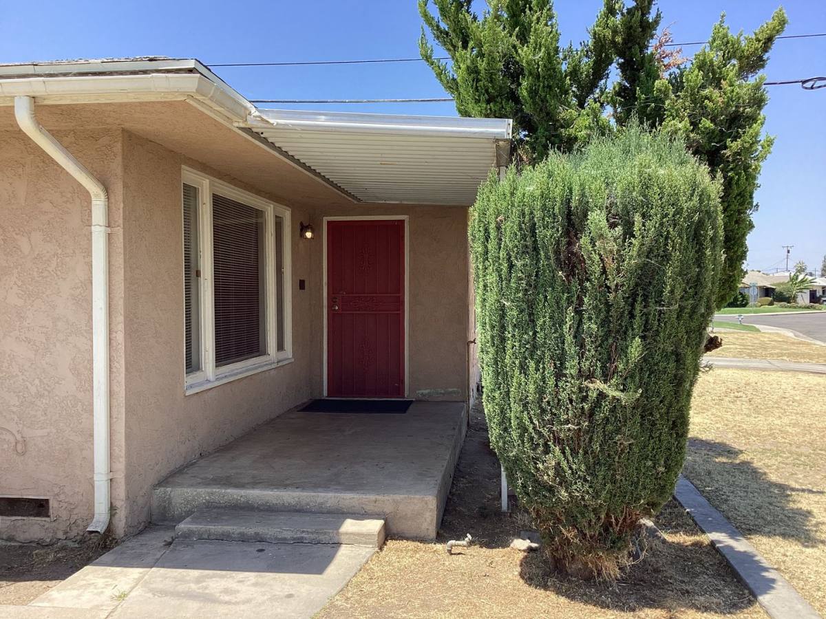 House for rent at 1945 Norris Dr W, Fresno, CA 93703