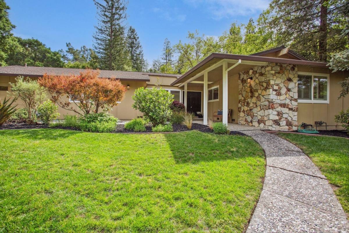 House for rent at 3365 St Marys Rd, Lafayette, CA 94549