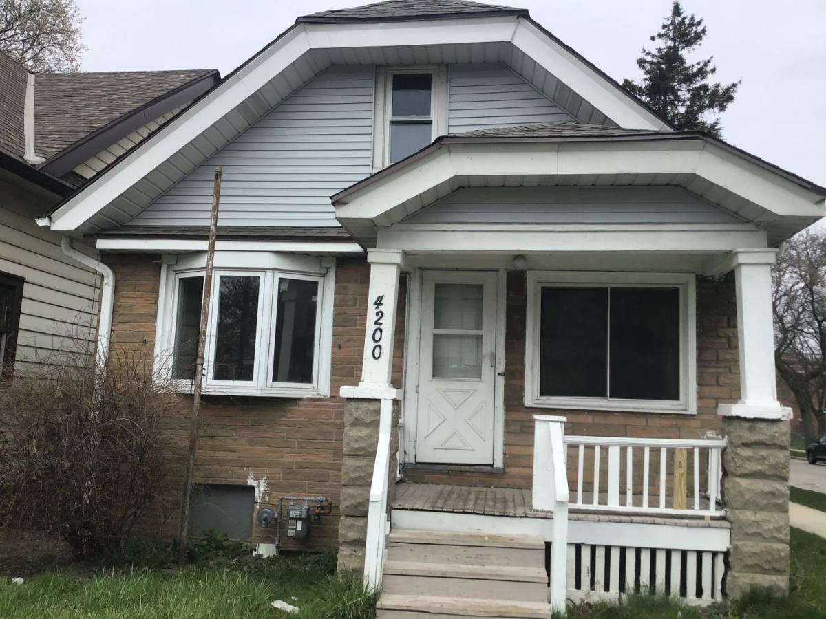 House for rent at 4200 W Bonny Place, Milwaukee, WI 53216
