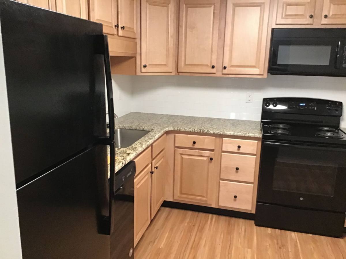 Townhouse for rent at 1501 Butter Rd, Lancaster, PA 17601