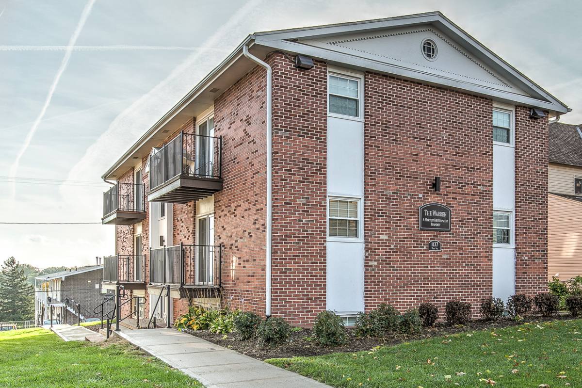 Apartment for rent at 1137 Park Ave, Omaha, NE 68105