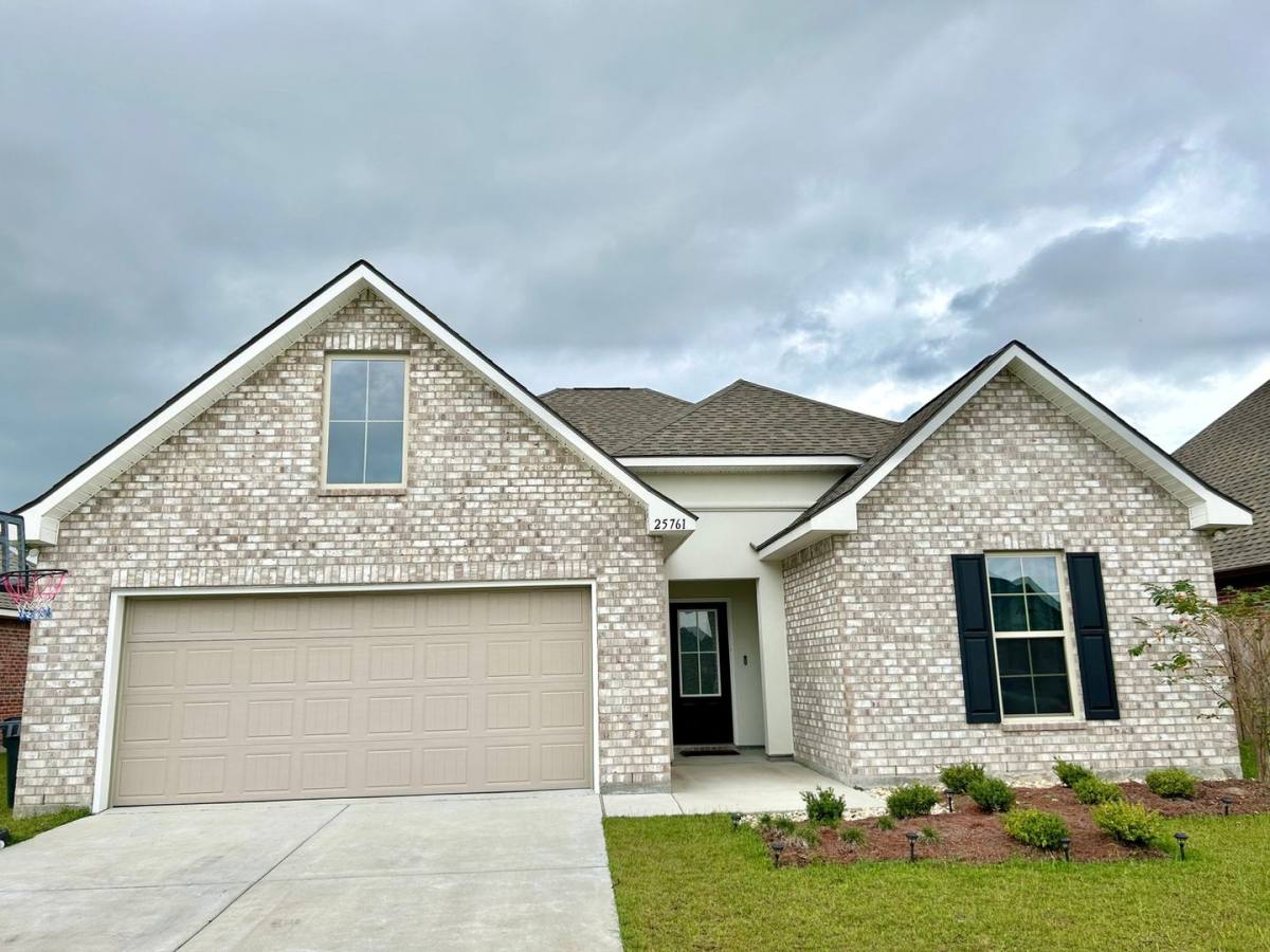 House for rent at 25761 Pristine St, Denham Springs, LA 70726