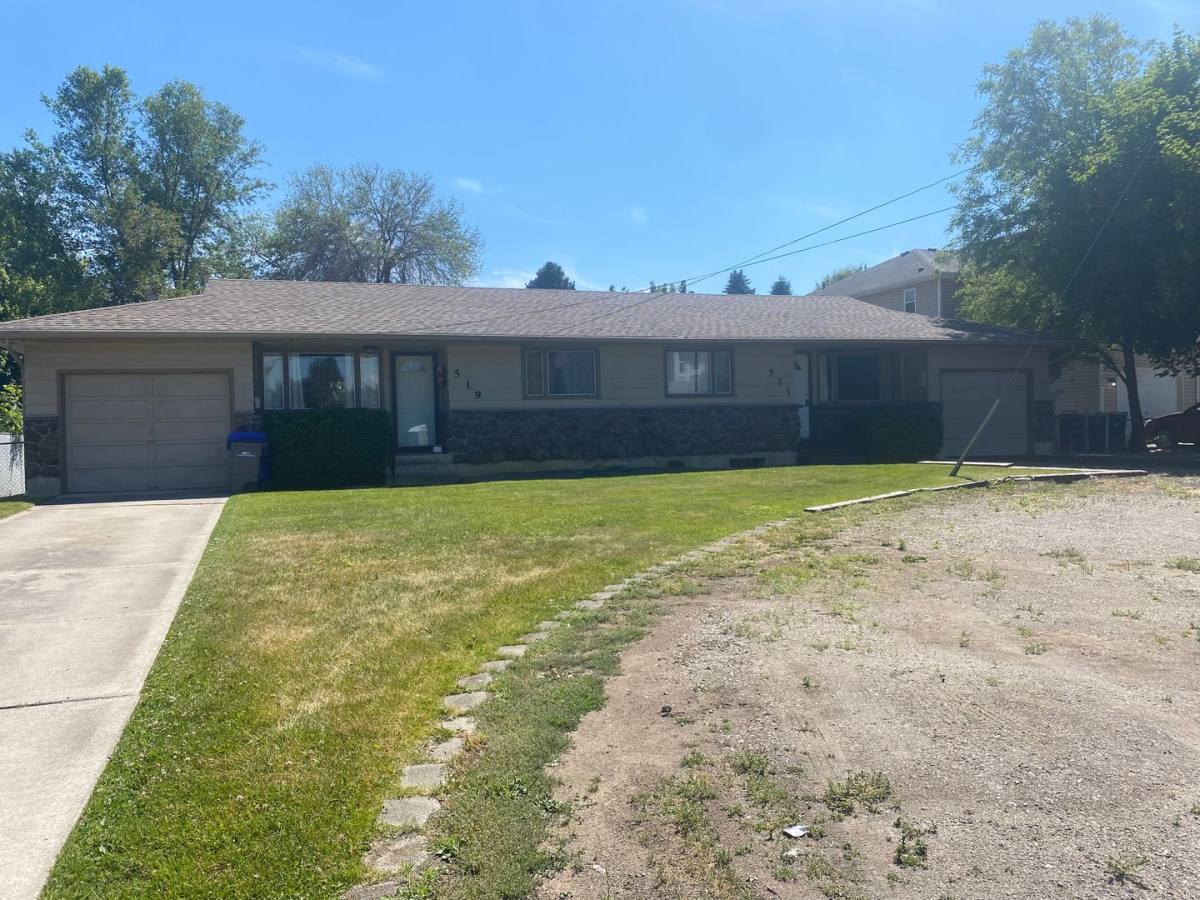 Apartment for rent at 519 W Ivanhoe Rd, Spokane, WA 99218