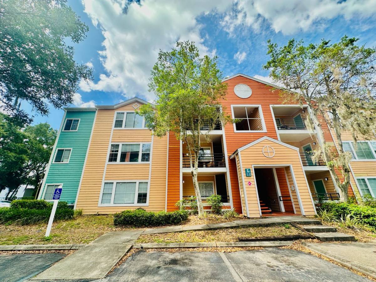 Condo for rent at 2601 SW Archer Rd #L246, Gainesville, FL 32608