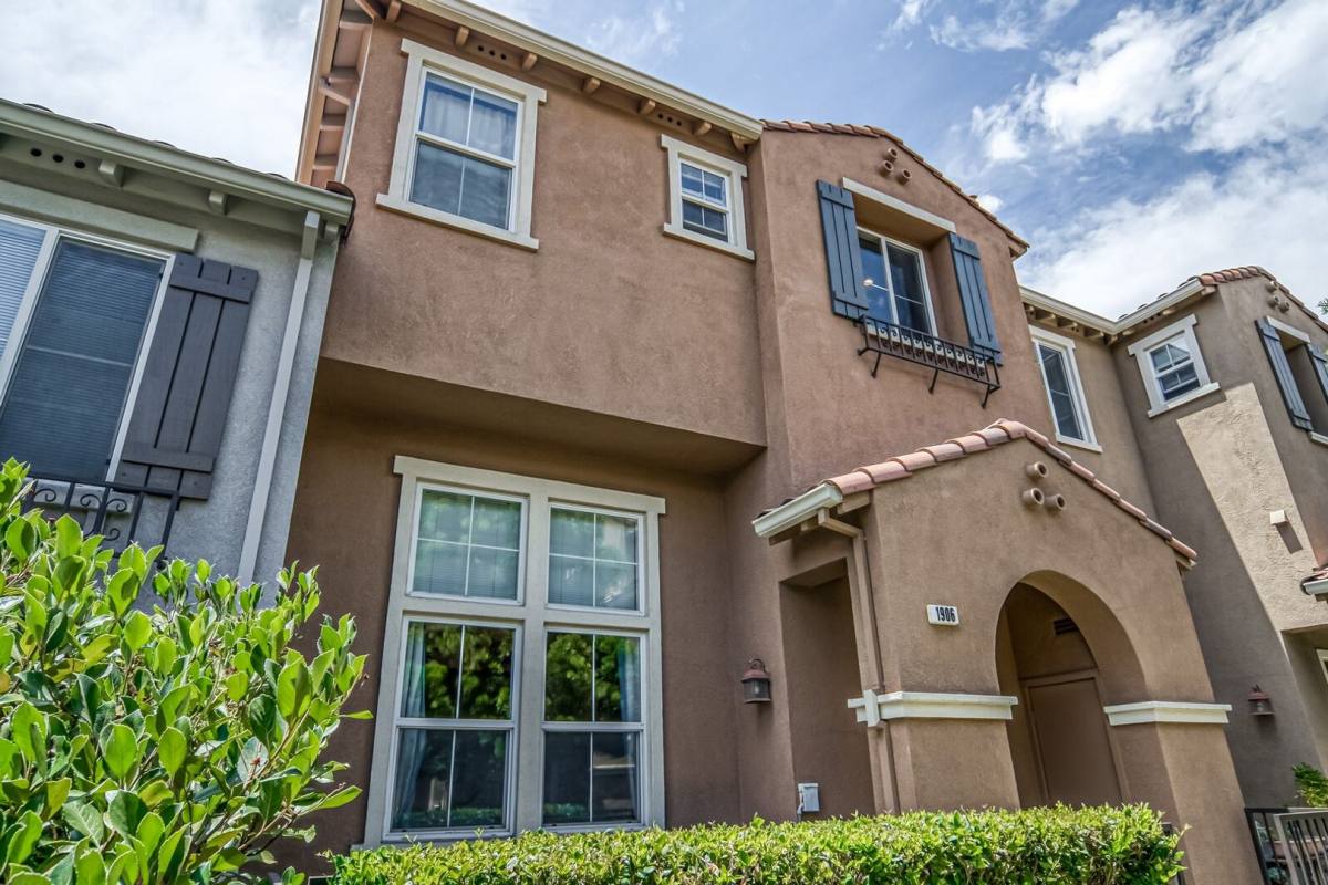 Townhouse for rent at 1906 Garzoni Place, Santa Clara, CA 95054