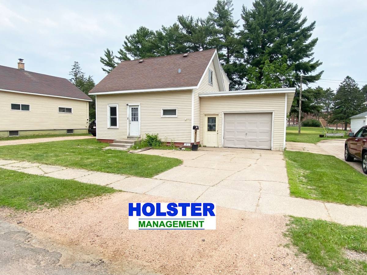 House for rent at 1913 Kings Court, Wausau, WI 54403