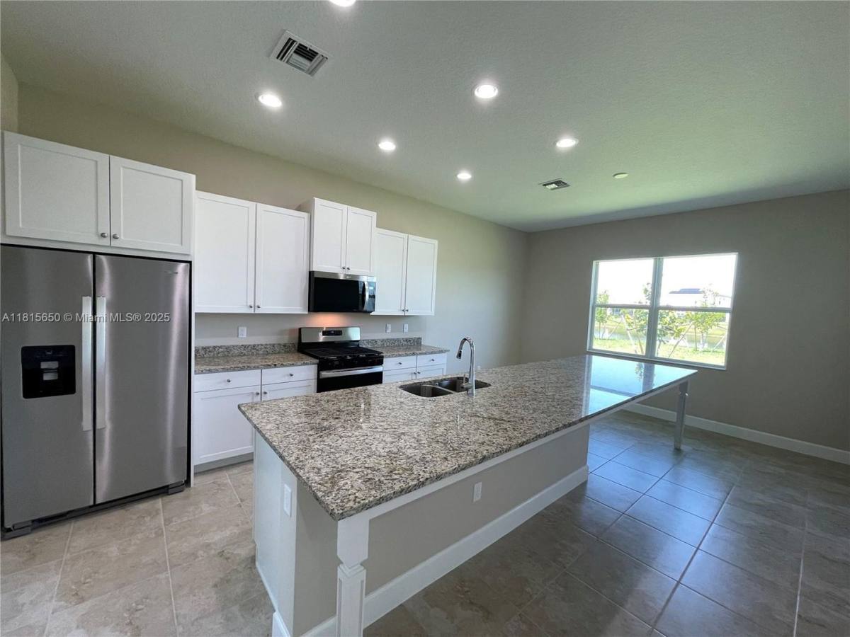 House for rent at 15180 Wildwood Circle, Loxahatchee, FL 33470