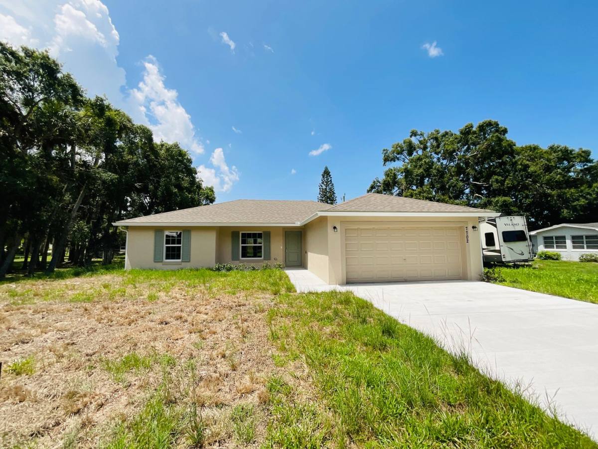 House for rent at 7702 Lakeland Blvd, Fort Pierce, FL 34951