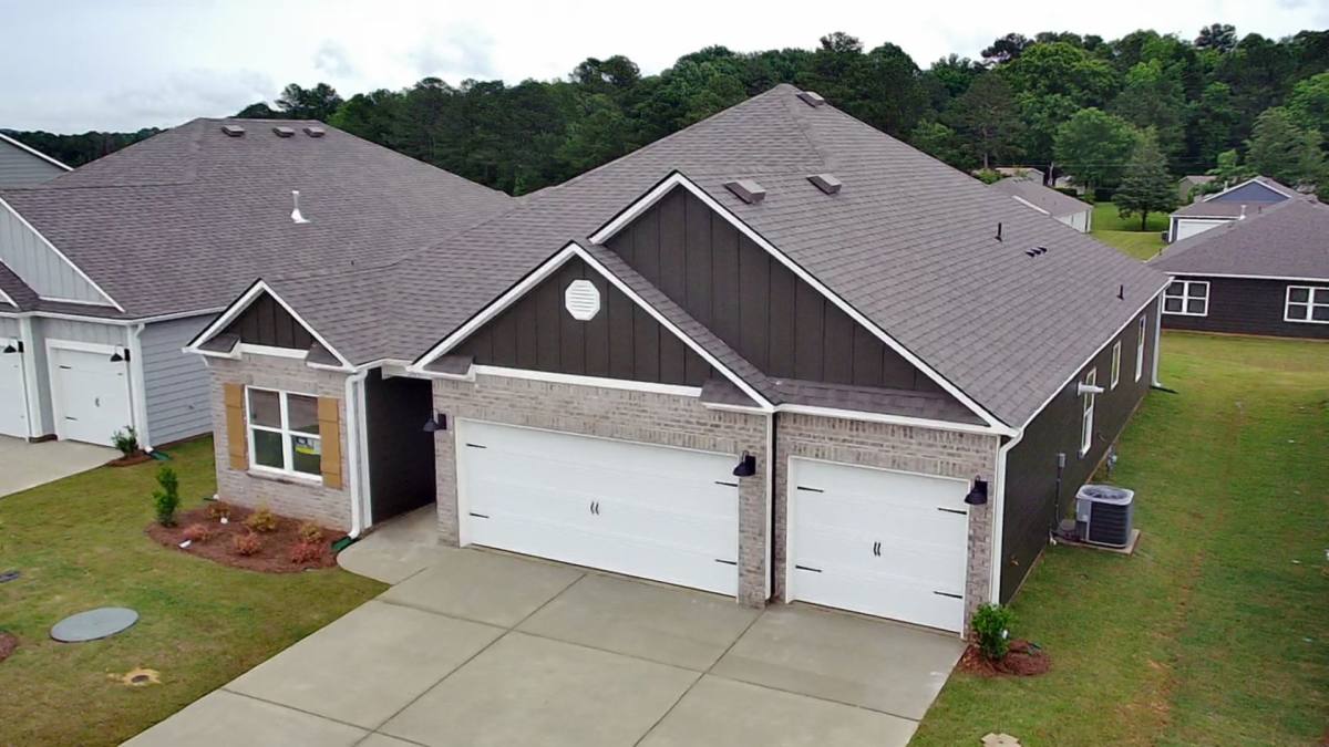 House for rent at 285 Archers Brooke Dr, Springville, AL 35146