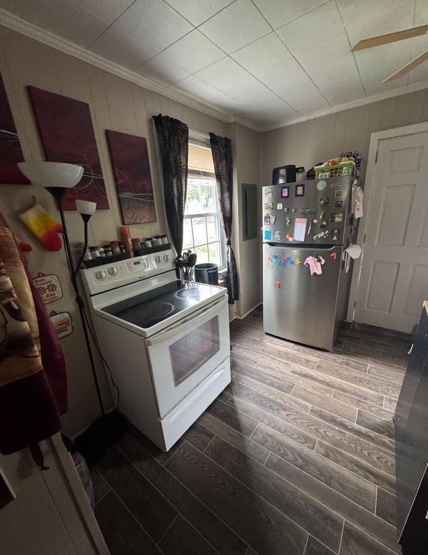 Apartment for rent at 804 10th St, Radford, VA 24141
