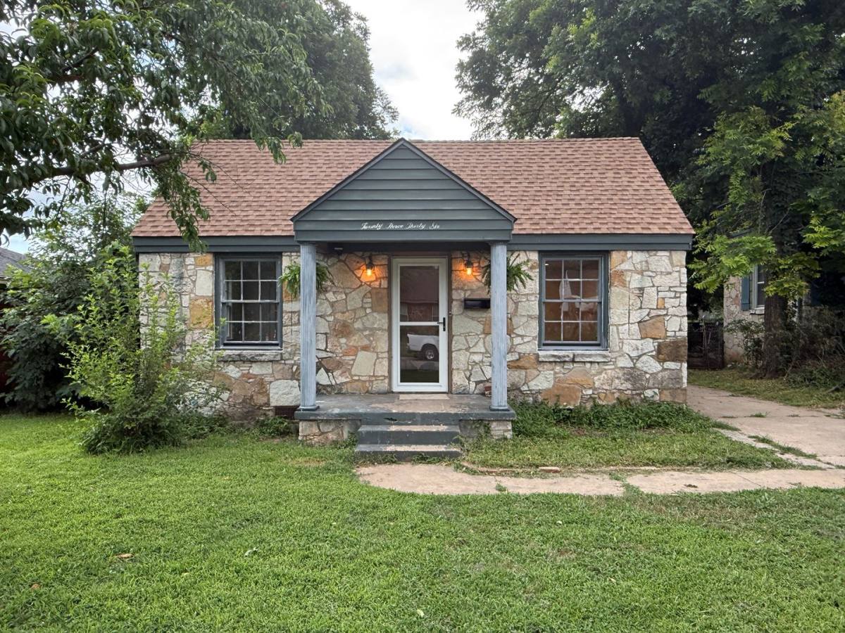 House for rent at 2336 NW 32nd St, Oklahoma City, OK 73112