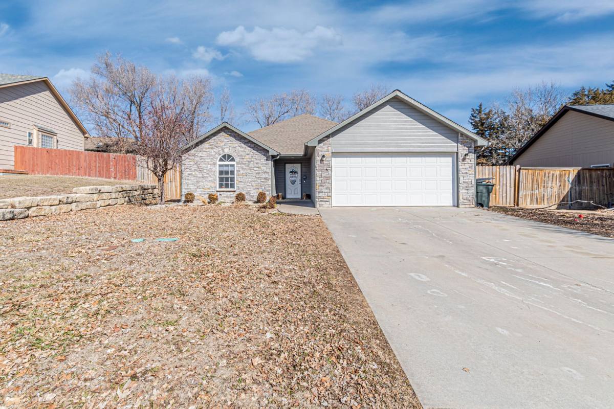 House for rent at 8763 William Dr, Manhattan, KS 66502