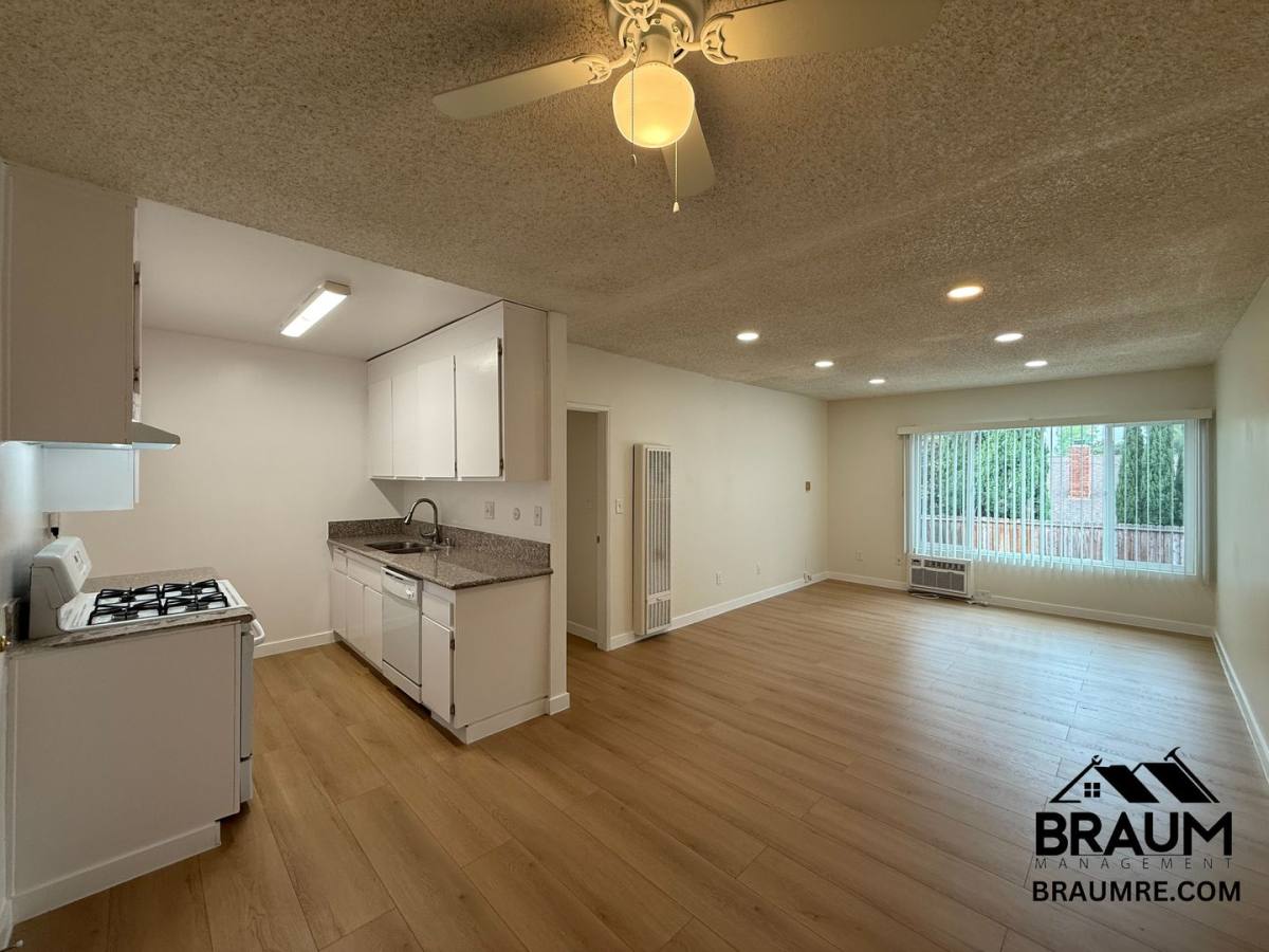 Apartment for rent at 5461 Kester Ave, Van Nuys, CA 91411