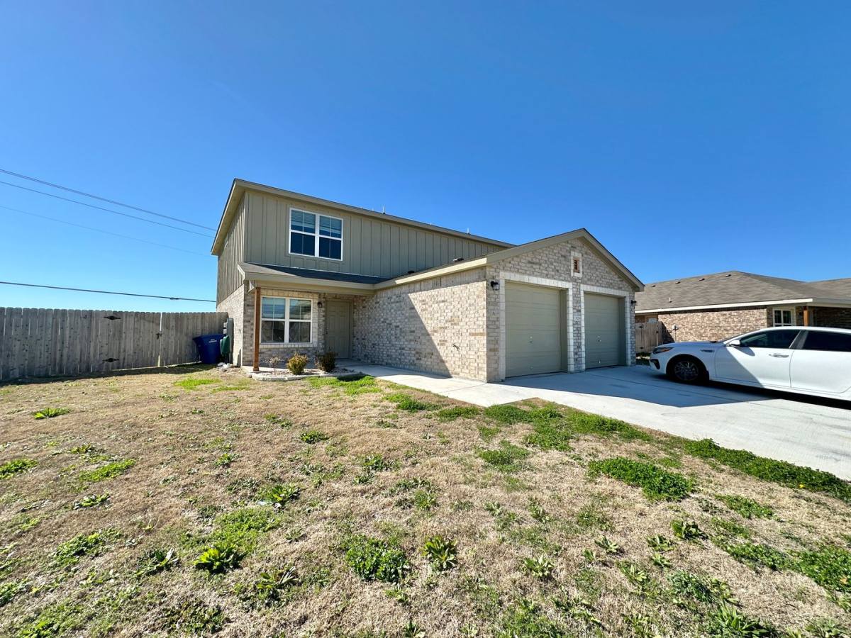 Townhouse for rent at 1829 Clovis Dr, Copperas Cove, TX 76522