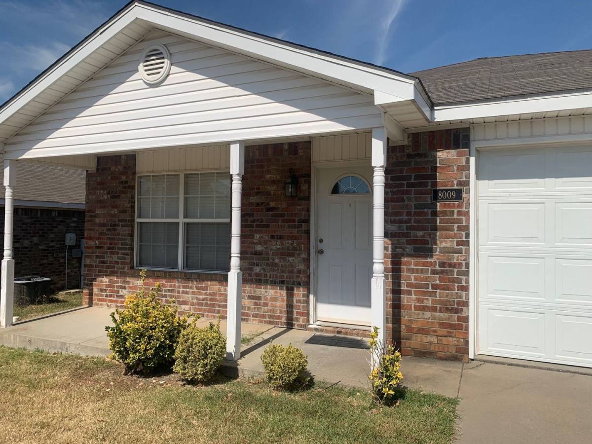 House for rent at 8009 Huntington Way, Fort Smith, AR 72916