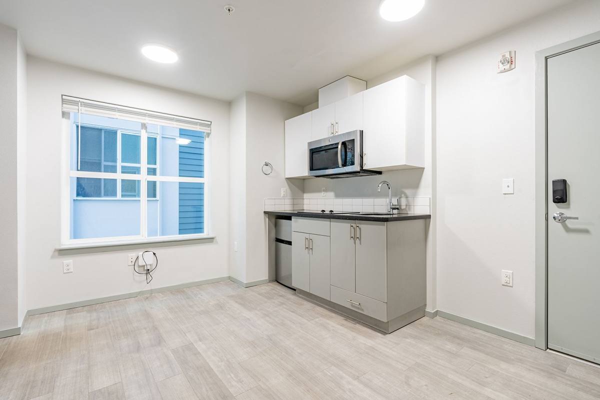 Apartment for rent at 3266 SW Avalon Way, Seattle, WA 98126