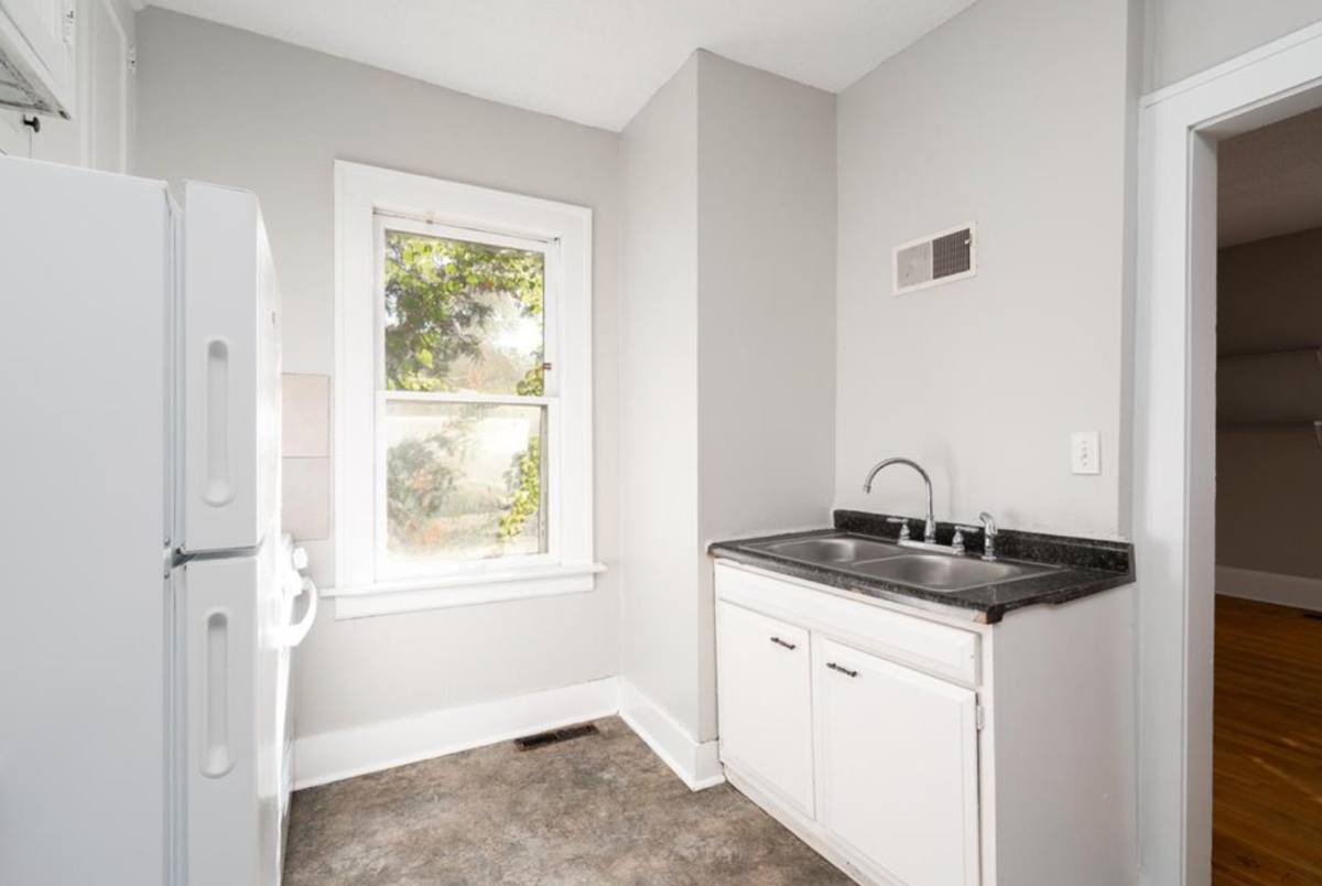 Apartment for rent at 1093 24th Ave SE, Minneapolis, MN 55414