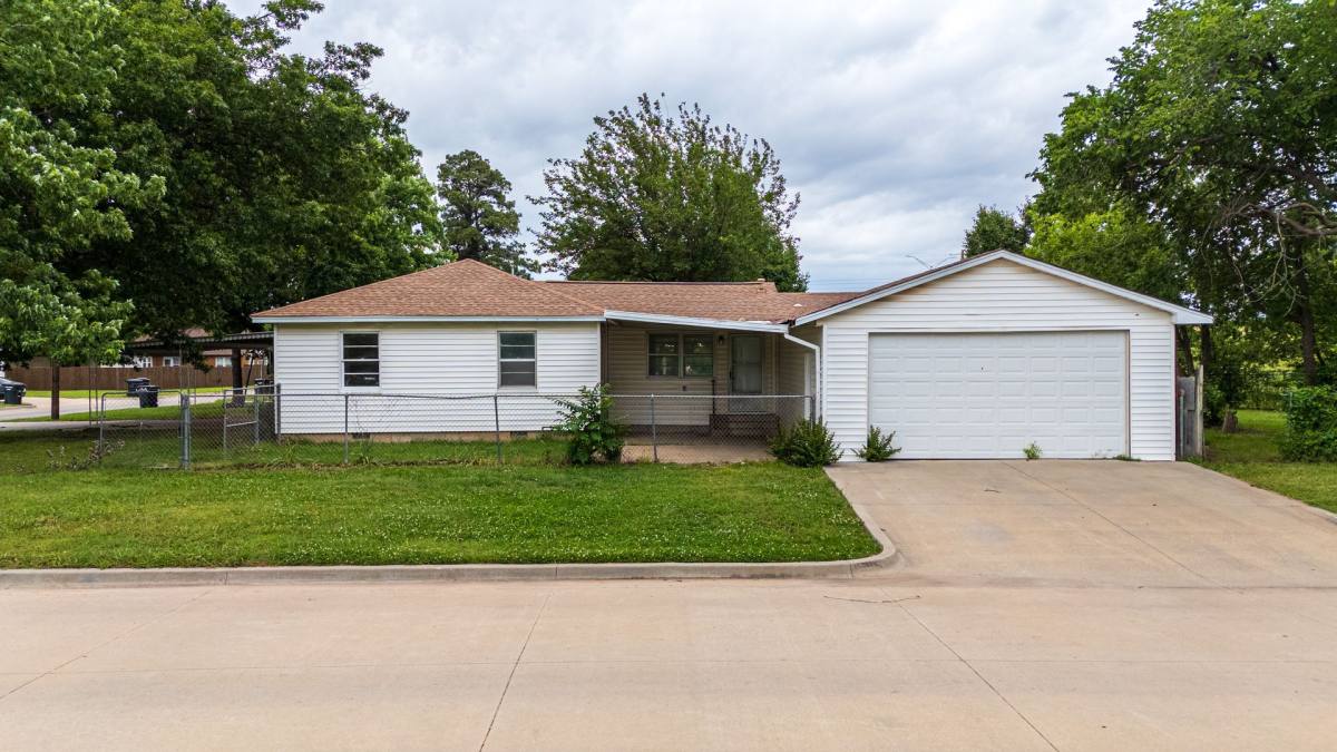 House for rent at 118 S Classen, Oklahoma City, OK 73160