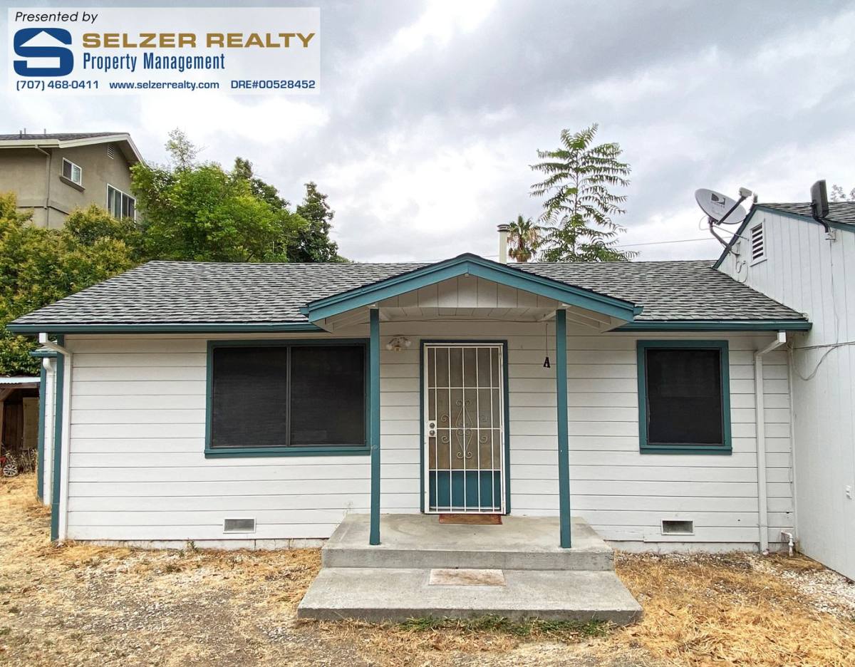 House for rent at 27 Betty St, Ukiah, CA 95482