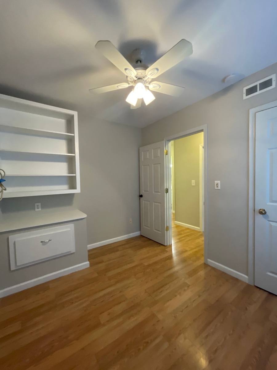 Apartment for rent at 154 E Tompkins St, Columbus, OH 43202