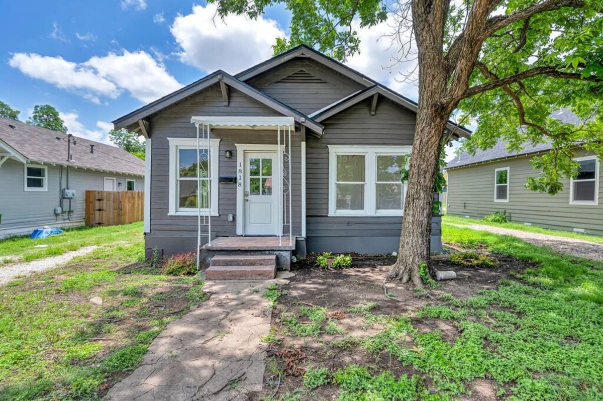 House for rent at 1818 Windsor Ave, Waco, TX 76706