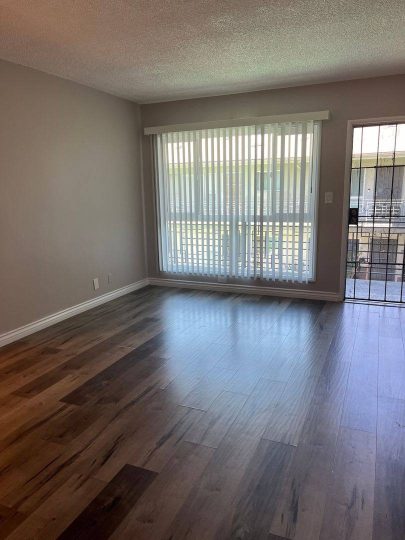 Apartment for rent at 3939 Stevely Ave, Los Angeles, CA 90008