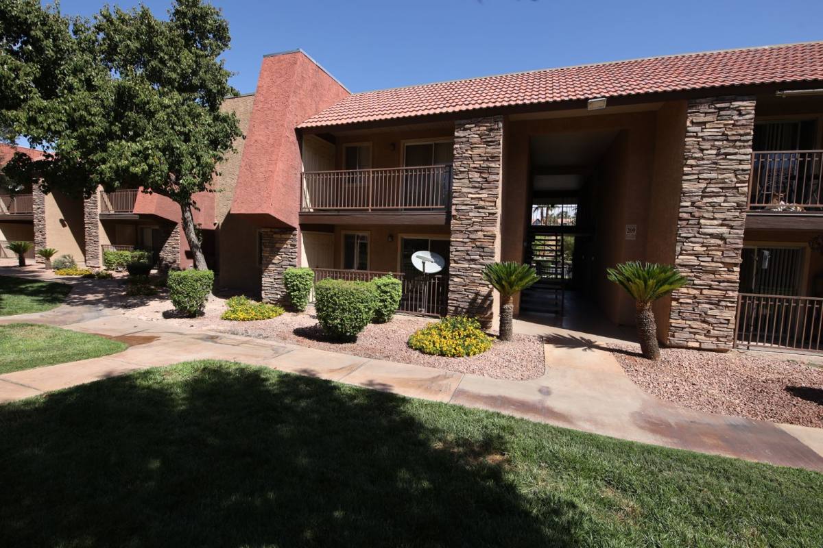 Apartment for rent at 5081 River Glen Dr, Las Vegas, NV 89103