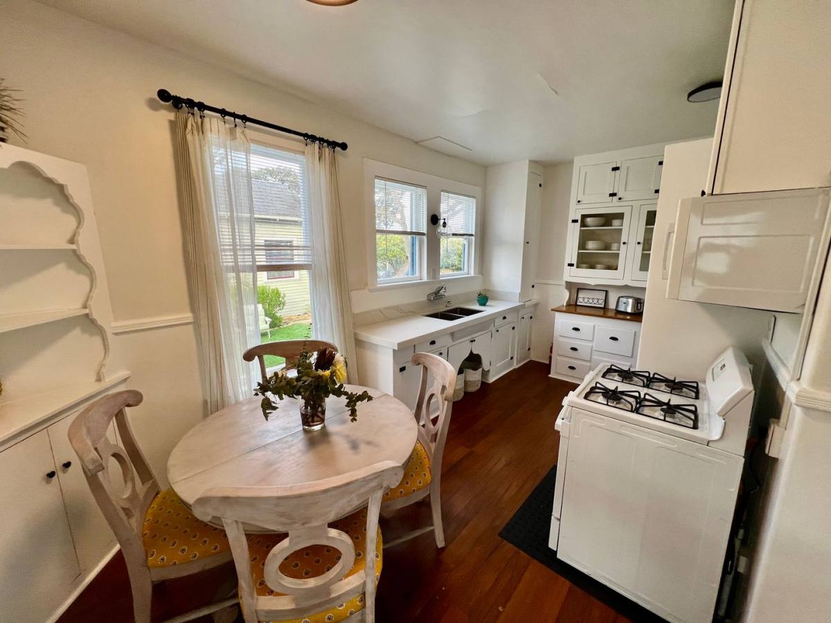Apartment for rent at 138 Fountain Ave, Pacific Grove, CA 93950