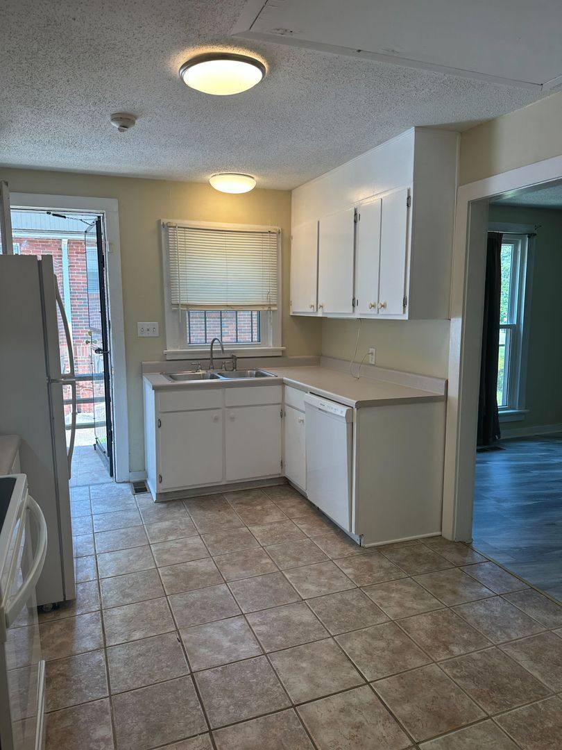 House for rent at 1932 5th St S, Birmingham, AL 35205