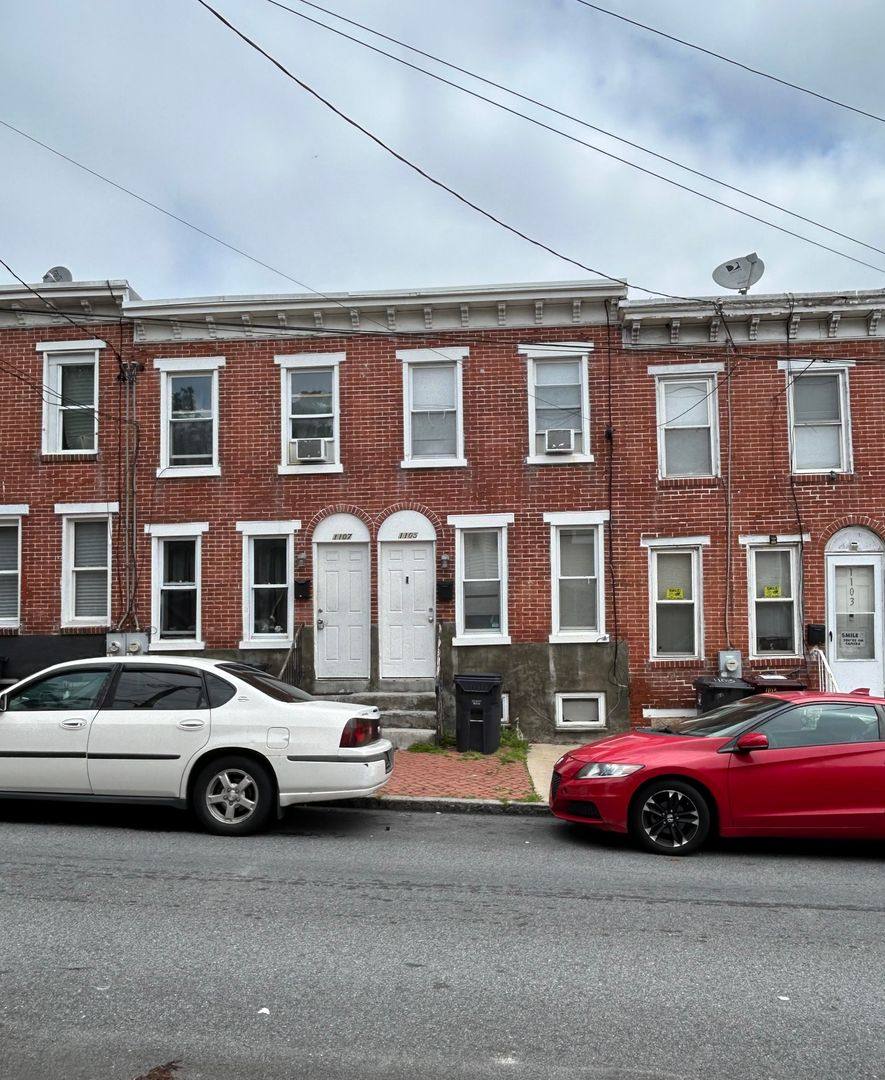 Townhouse for rent at 1105 Read St, Wilmington, DE 19805