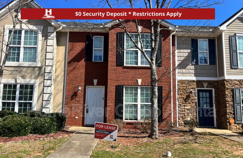 Townhouse for rent at 11424 S Grove Dr, Hampton, GA 30228
