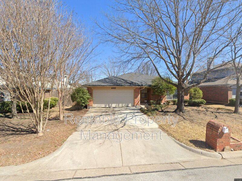 House for rent at 6717 Copperwood Court, Frisco, TX 75034