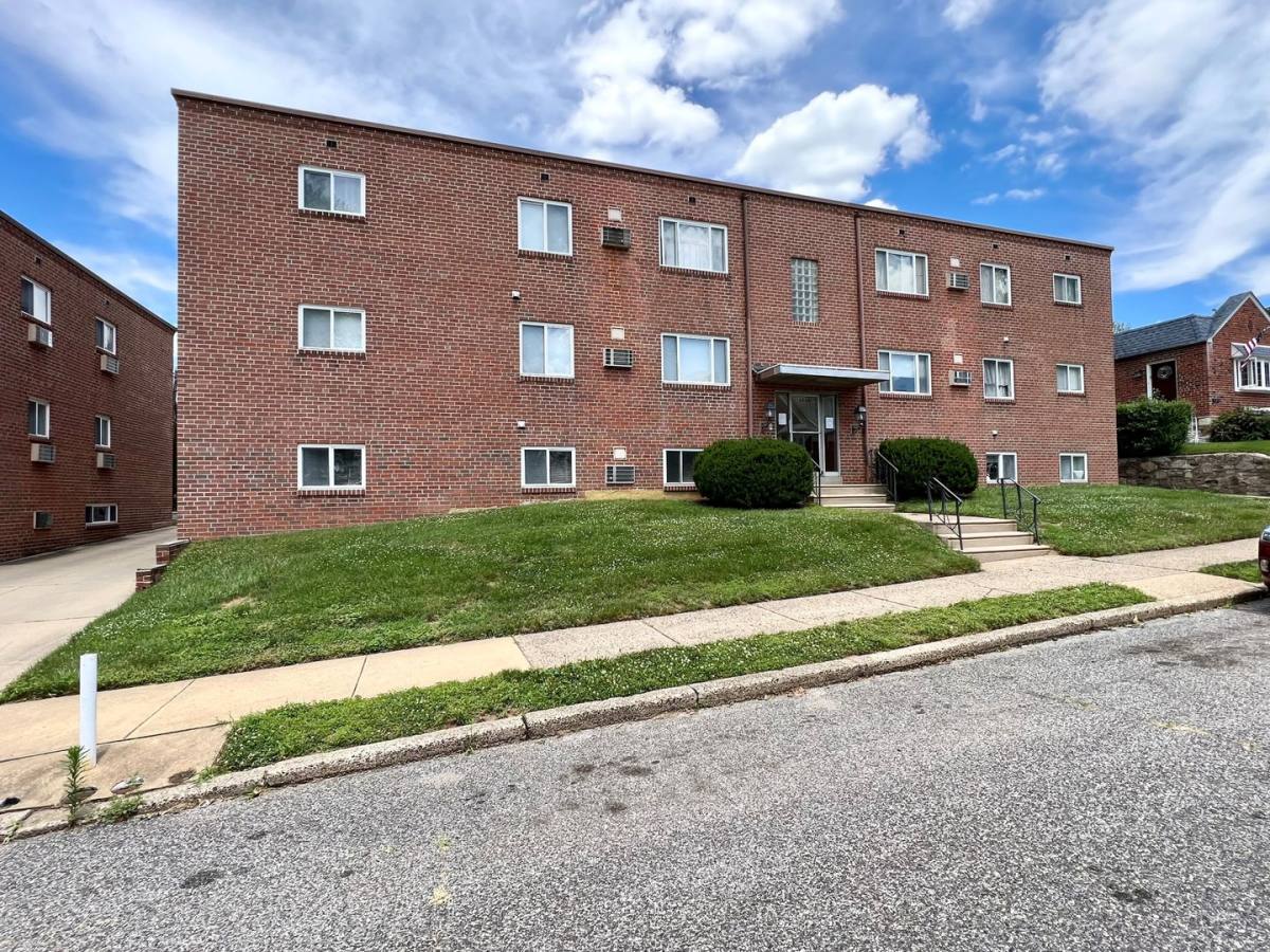 Apartment for rent at 1715 Lansing St, Philadelphia, PA 19111