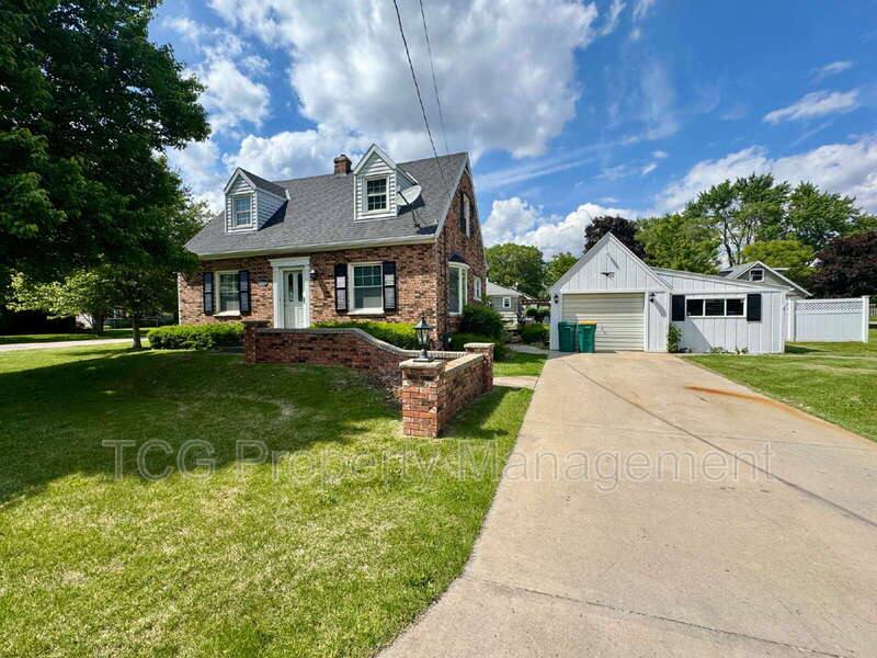 House for rent at 512 W Stanton St, Streator, IL 61364