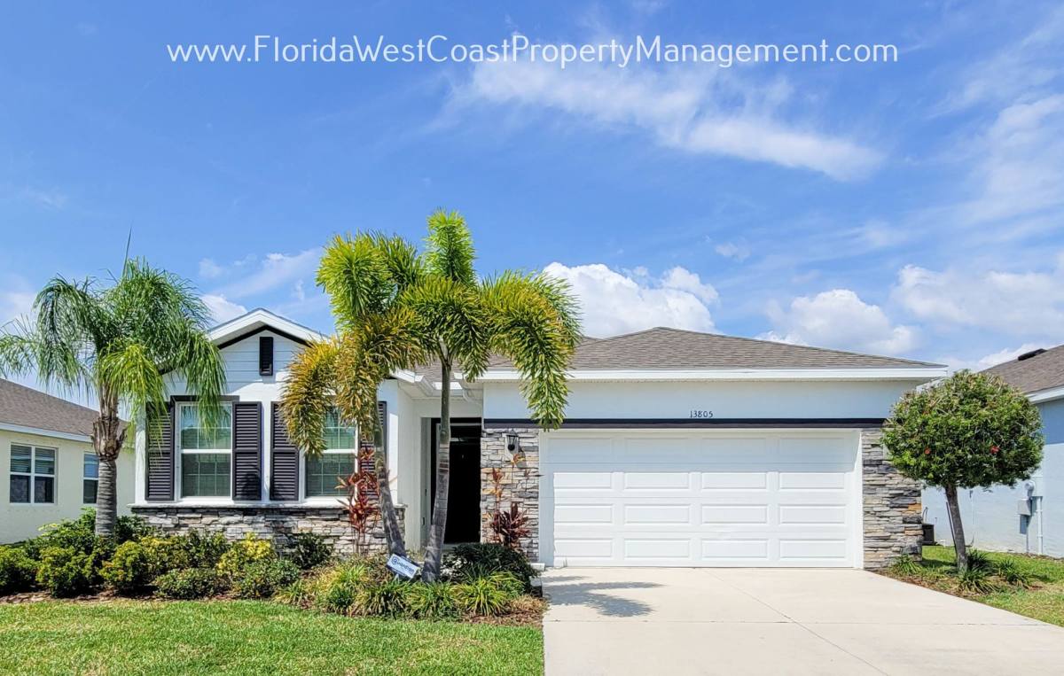 House for rent at 13805 Woodbridge Terrace, Bradenton, FL 34211