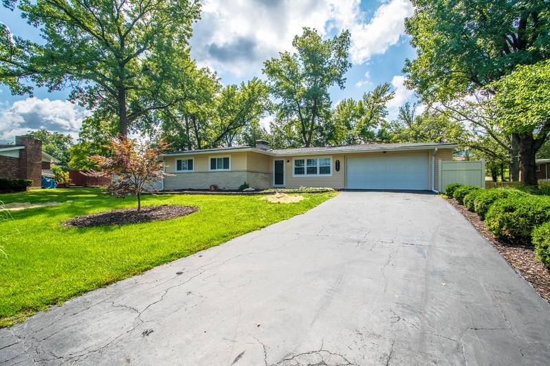 House for rent at 8747 Kathy Court, Saint Louis, MO 63126