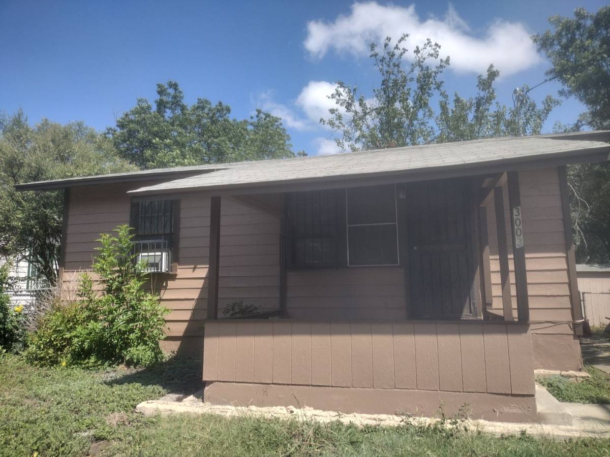 House for rent at 3003 Venus, San Antonio, TX 78226