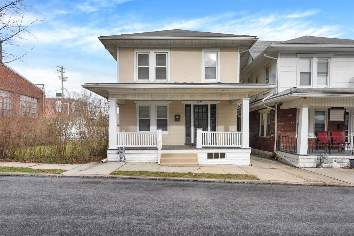 House for rent at 1029 W Locust St, York, PA 17404