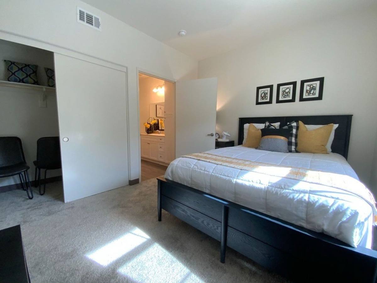 Apartment for rent at 4800 Palm Ave, Riverside, CA 92501