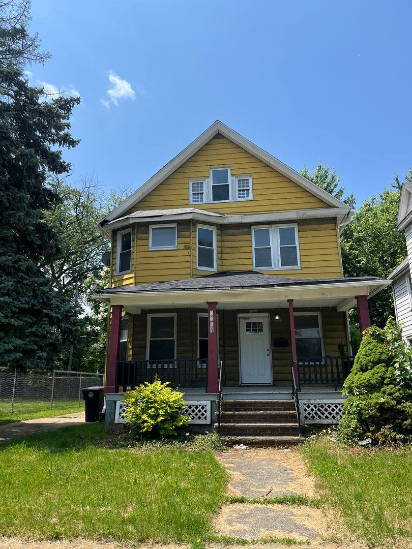House for rent at 1264 E 111st, Cleveland, OH 44108