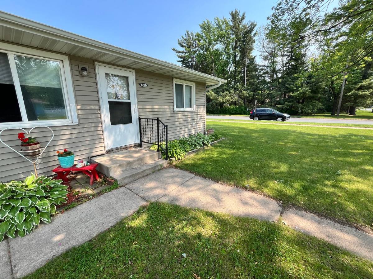 Apartment for rent at 2612 Henry Ave, Eau Claire, WI 54701